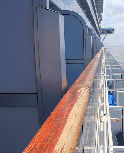 Balcony Alucore plays a big role in shipbuilding such as balcony partitioning.