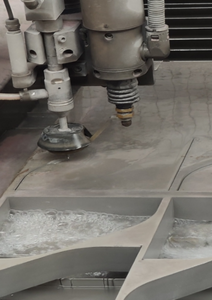 Water Jet Cutter